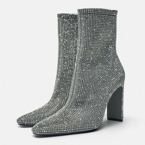 Rhinestone Heeled Ankle Boot 🩶